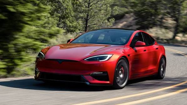 Tesla model s plaid